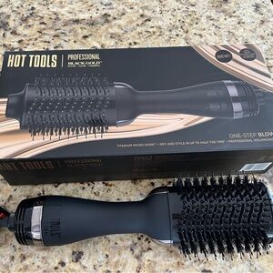 Hot Tools Black Gold One-Step Blowout Brush